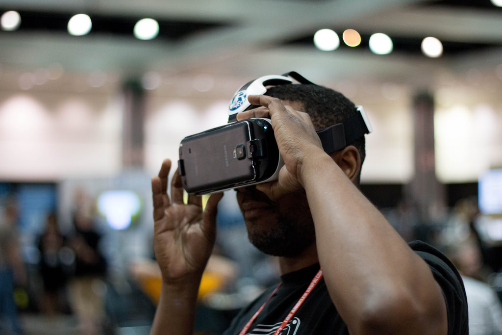 VR headset at DrupalCon LA by pdjohnson from Flickr